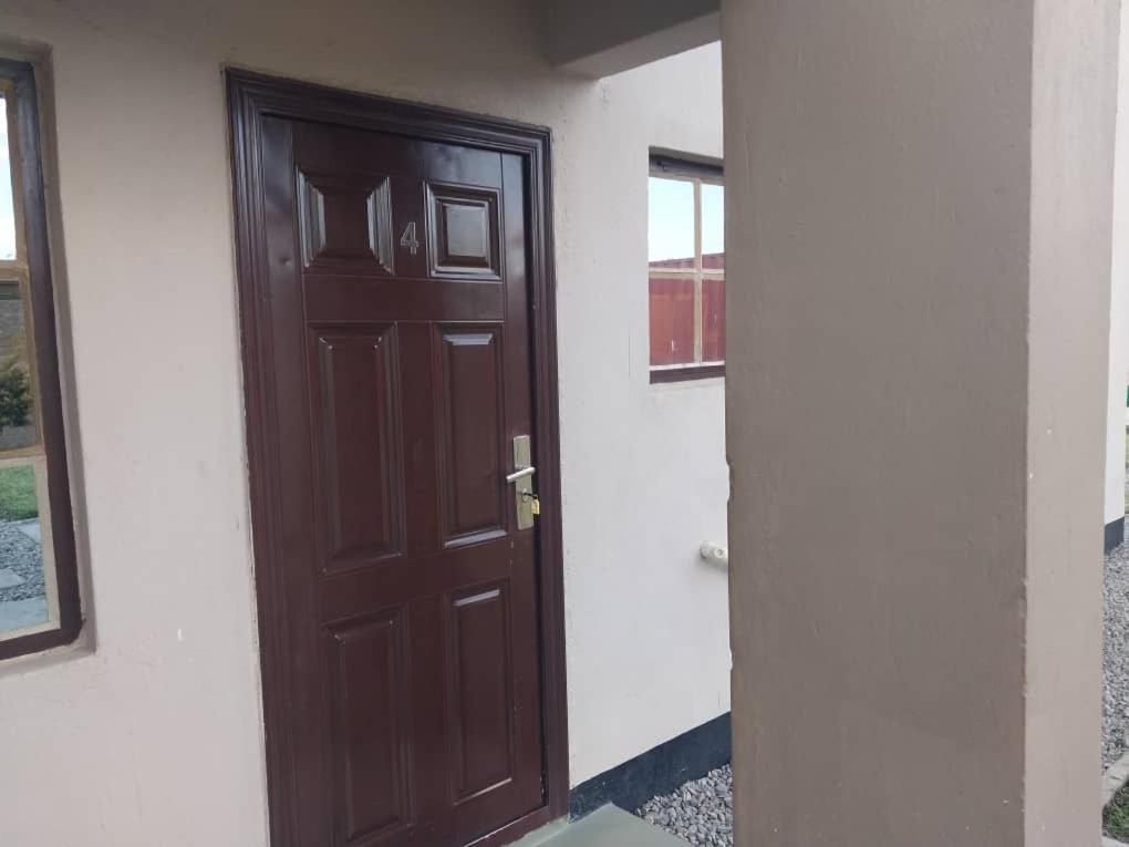 Emmrose Apartments Chingola Esterno foto