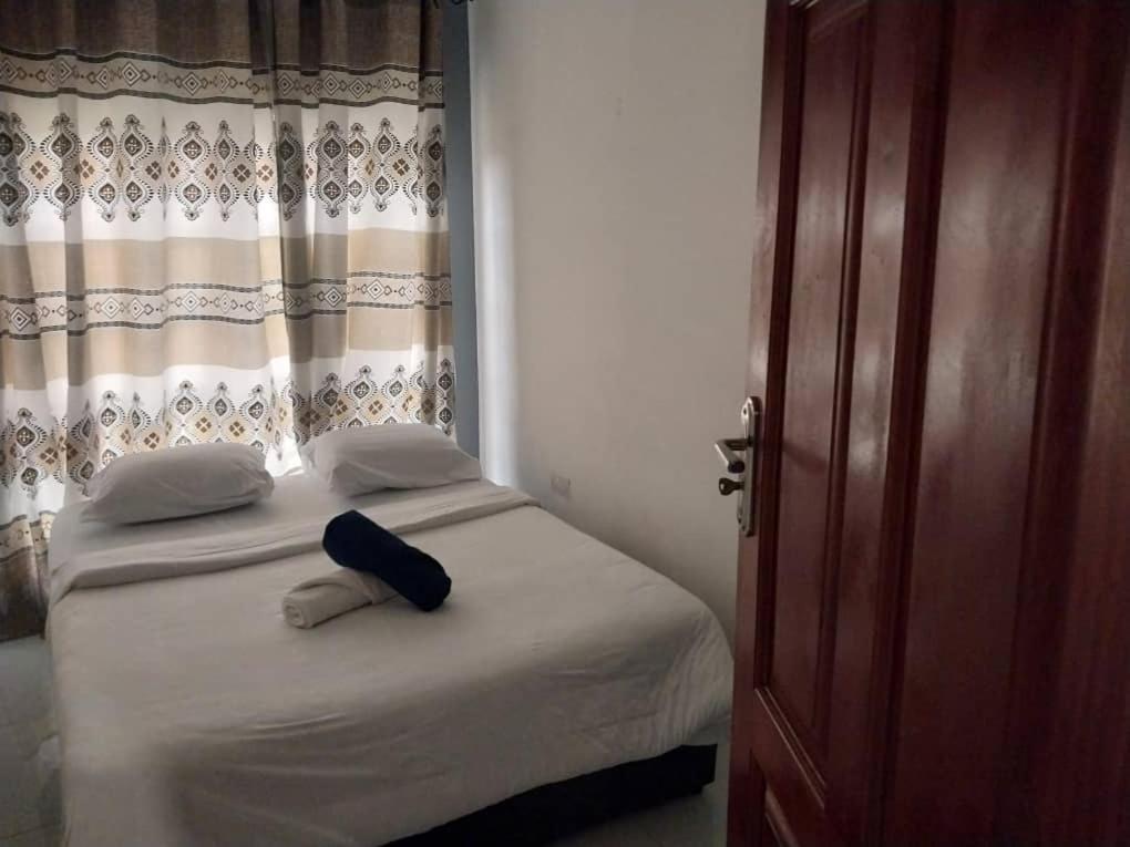 Emmrose Apartments Chingola Esterno foto