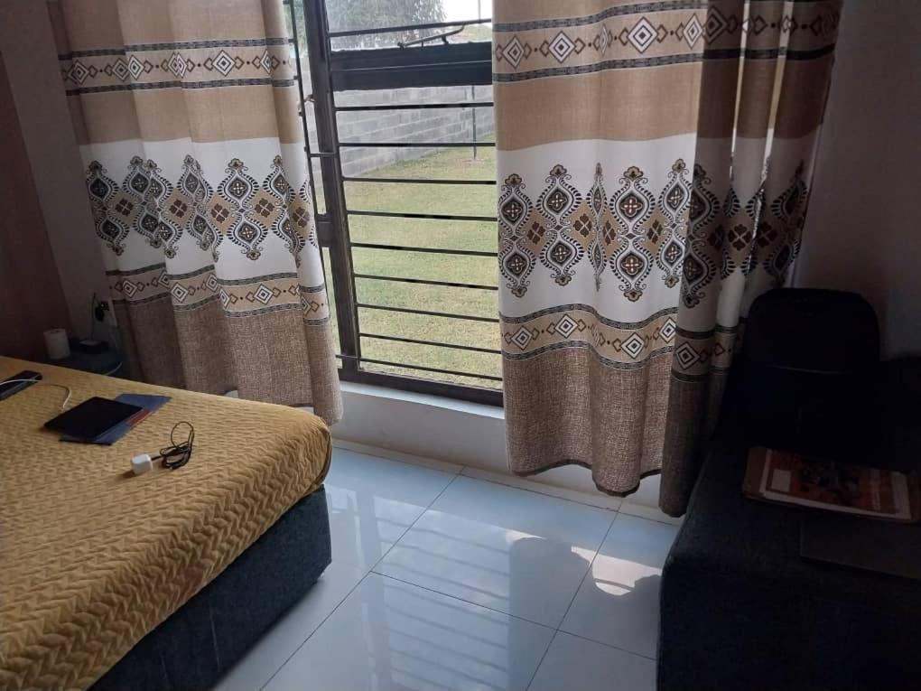 Emmrose Apartments Chingola Esterno foto